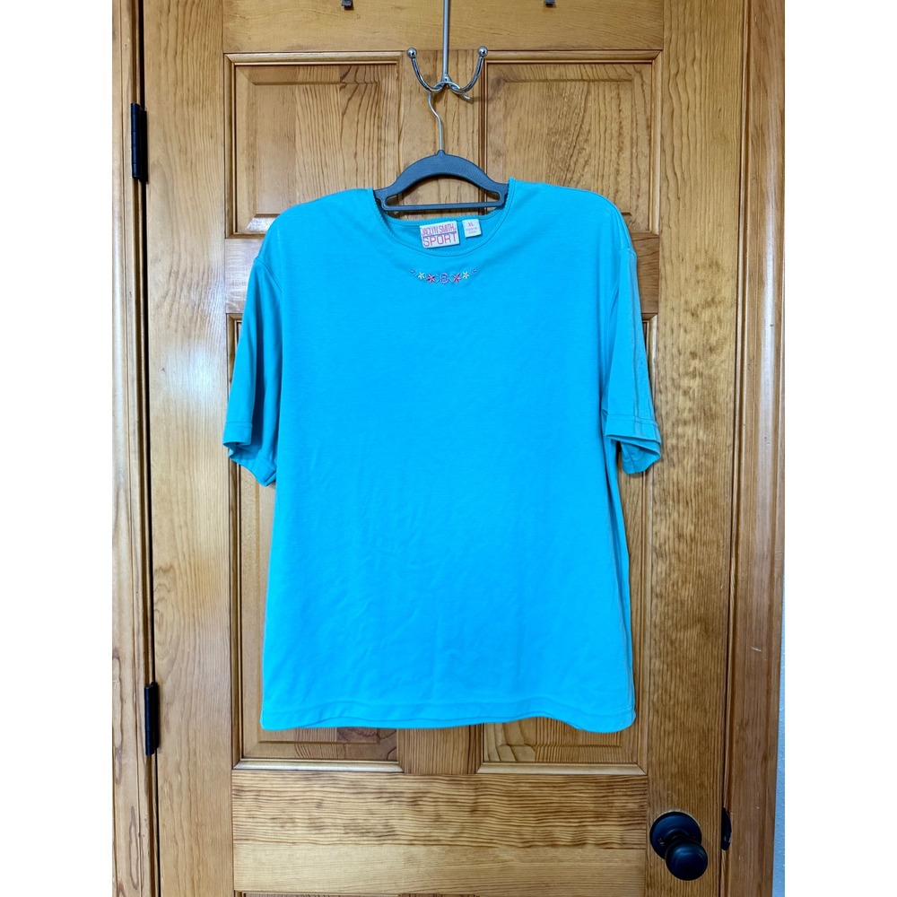 Jaclyn Smith Sport Women's XL Turquoise Blue Floral Embroidered T-Shirt